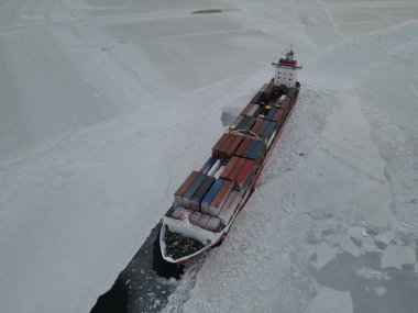 Kış deniz gemisi buz kutbu taşımacılığı sasco maersk