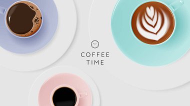 Kahve fincanı ve pastel renk düzeniyle kahve molası