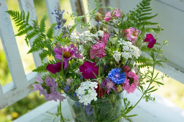 Bouquet Fleurs Sauvages Colorées Dans Jardin Été — Photo