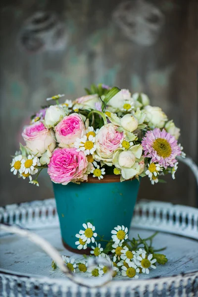 Petit Bouquet Fleurs Aux Roses Sauvages — Photo