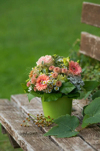 Buket Bunga Berwarna Dengan Gerbera — Stok Foto