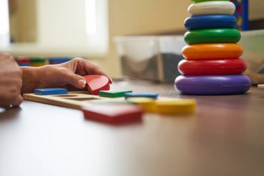 Hastanın hafızasını canlandırmak için oyun oynayarak felç geçirmesi