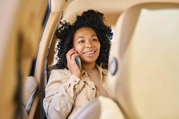 Friendly Mixed Race Female Happy Travel Back Seat Car Talk — Zdjęcie stockowe