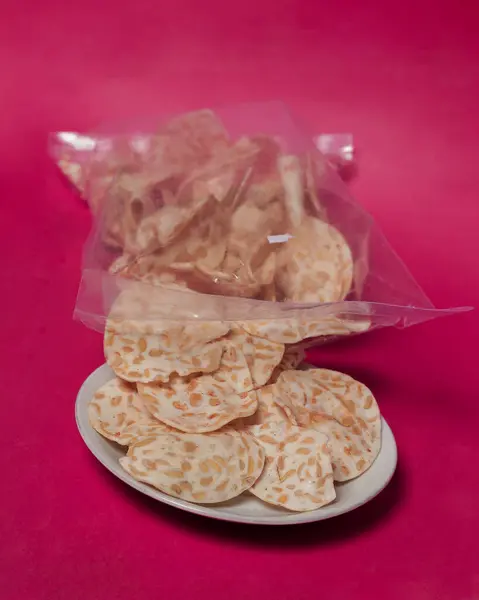 Tempe Chips Ist Ein Indonesischer Snack Aus Fermentierten Sojabohnen Scheiben — Stockfoto