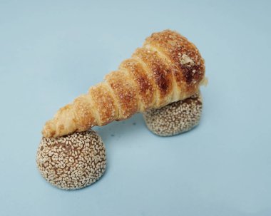 Tasarım şablonu için çeşitli renkli geleneksel pazar atıştırmalıkları ve çeşitli aromalar. Çoğu insanın sevdiği tipik Endonezya atıştırmalıkları. Genelde bir misafir geldiğinde servis edilir..