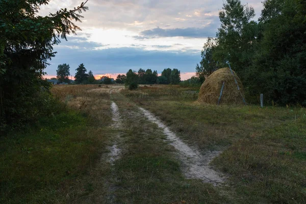 Rural Landscape Sunset Road Haystack Evening — Stock Photo, Image