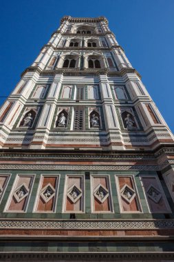 Giotto 'nun çan kulesinin alt manzarası. Floransa Katedrali