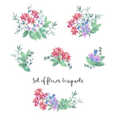 Egzotik küçük çiçekleri, tropikal yaprakları, yabani çiçekleri, yeşillikleri olan bir demet çiçek.