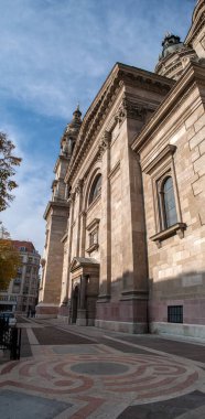 Budapeşte, Macaristan - 09 Ekim 2012: Macaristan 'ın merkezindeki en büyük Aziz Stephen Bazilikası