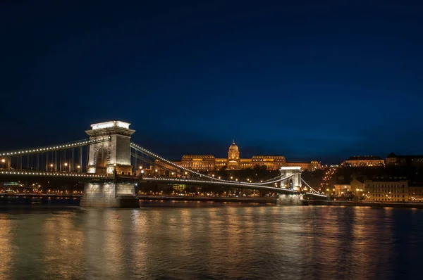 Будапешт Венгрия Октября 2012 Года Ночной Вид Старого Облученного Цепного — стоковое фото