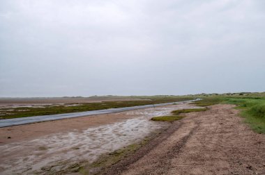 İngiltere 'de Kutsal Ada' ya giden yol deniz tabanına çıkar..