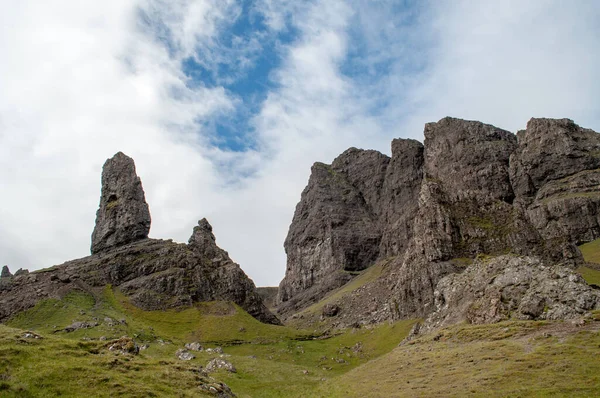 Fascinating Volcanic Rock Old Man Storr North Scotland Isle Skye — стокове фото