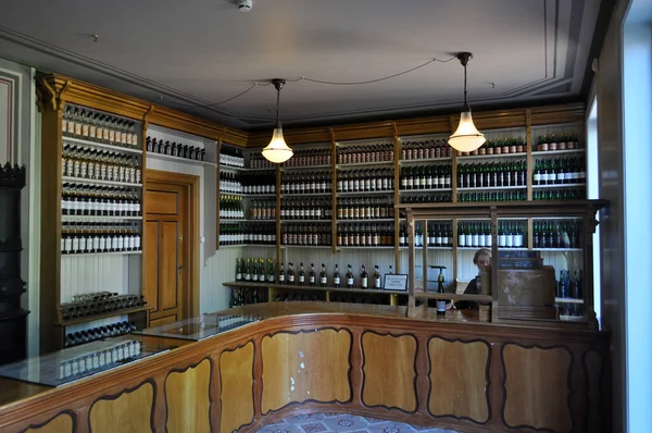 Oslo Norway Interior Old Wooden Pharmacy Medicines Bottles Shelves — Stock Photo, Image