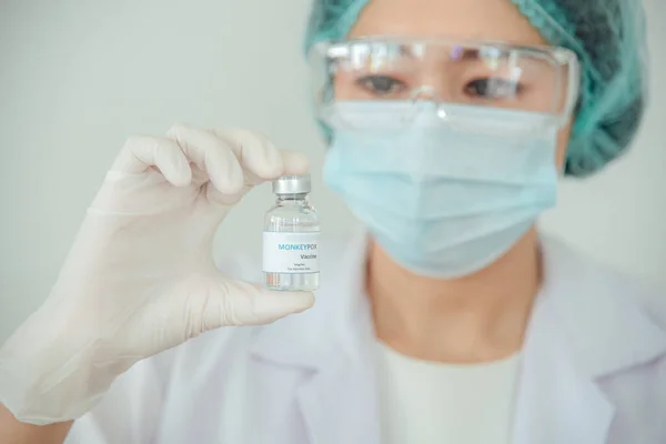 Doctor Scientist Holding Vaccine Vial Monkeypox Clade — Stock Fotó