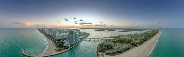 Drone panorama over Miami Beach skyline at eveing time — стокове фото