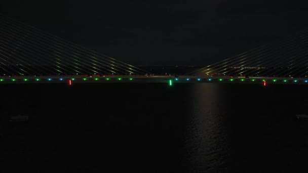 Florida Daki Sunshine Skayway Köprüsü Nün Videosu Bir Kargo Gemisi — Stok video