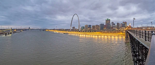 Blick Über Den Mississippi Auf Die Skyline Von Louis Mit — Stockfoto