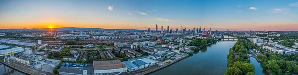Vista Panorâmica Sobre Rio Principal Horizonte Frankfurt Com Pôr Sol — Fotografia de Stock