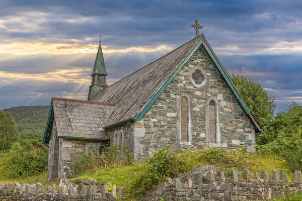 Shot Old Church Ireland Dramatic Cloud Formations Sun Rays Day — Foto de Stock