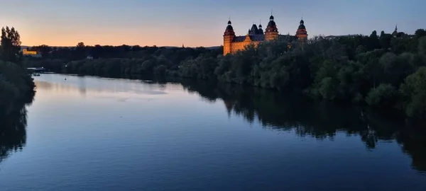 Shot Aschaffenburg Castle River Main Sunset Reflections Water — стоковое фото