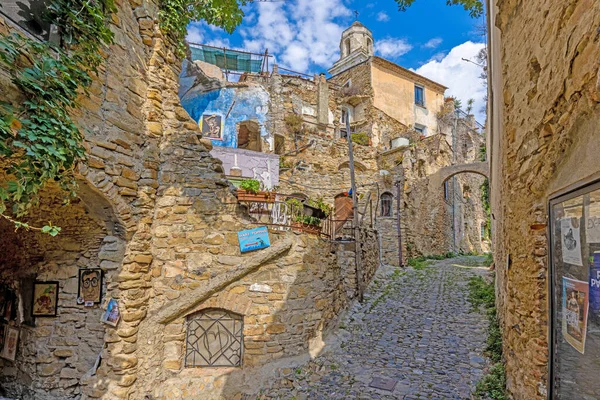 Immagine Dallo Storico Borgo Abbandonato Bussana Italia Durante Giorno Estate — Foto Stock