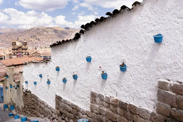 쿠스코에 골목길의 제국의 산맥의 전통적 — 스톡 사진