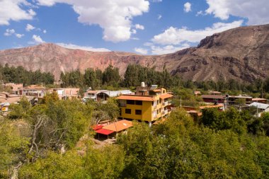 Kutsal Vadi 'nin resmi, Cusco. Peru 'daki en önemli vadilerden biri. Peru And Dağlarındaki Yüksek Dağ Vadisi.