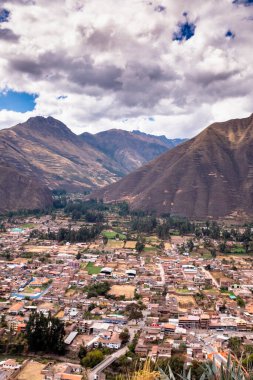 Kutsal Vadi 'nin resmi, Cusco. Peru 'daki en önemli vadilerden biri. Peru And Dağlarındaki Yüksek Dağ Vadisi.