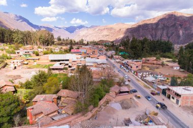 Kutsal Vadi 'nin resmi, Cusco. Peru 'daki en önemli vadilerden biri. Peru And Dağlarındaki Yüksek Dağ Vadisi.