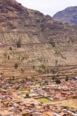 Kutsal Vadi 'nin resmi, Cusco. Peru 'daki en önemli vadilerden biri. Peru And Dağlarındaki Yüksek Dağ Vadisi.