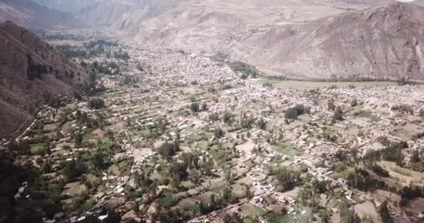 聖なる谷のビデオ クスコ ペルーで最も重要な谷の一つ ペルーのアンデスの高い山の谷 アンデスのシーンの空中ビデオ — ストック動画
