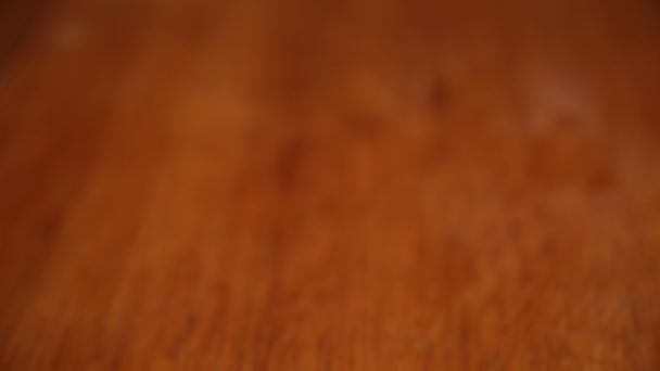 Свежий Органический Апельсин Над Деревянной Доской Природные Фрукты Джунглей Перу — стоковое видео