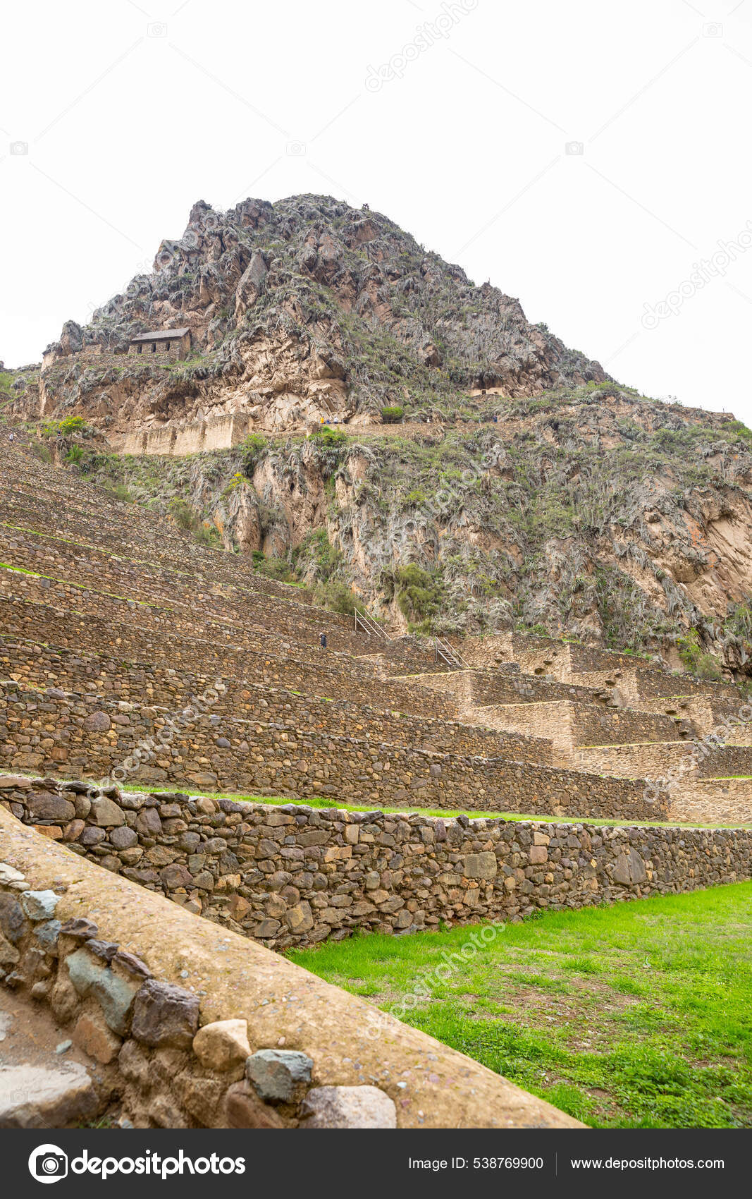 Antigo Sistema Aqueduto Ollantaytambo Peru Imagem de Stock