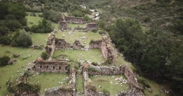Vue Aérienne Des Paysages Village Chupani Milieu Des Andes Péruviennes — Video