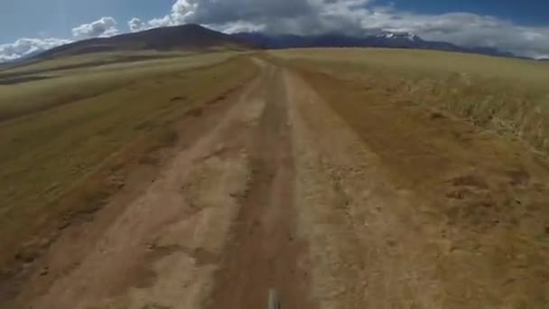Giro Mountain Bike Nelle Ande Peruviane Sui Monti Cuzco Scendere — Video Stock