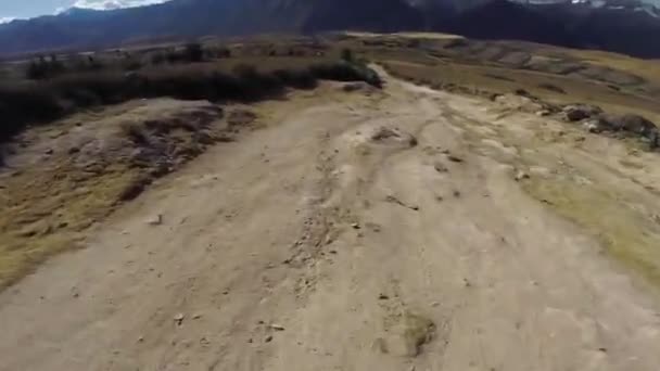 Randonnée Vtt Dans Les Andes Péruviennes Dans Les Montagnes Cuzco — Video