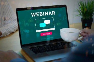 İş adamı ve ekip Webinar E-business Browsing Connection ve online online teknoloji web yayını konsepti, iş konsepti.