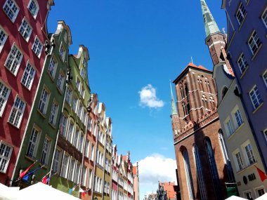 Polonya 'nın Gdansk kenti, şehir merkezi binaları ve Polonya' nın ortaçağ kenti Gdansk 'ın önemli noktaları Avrupa cepheleri ve binaları 