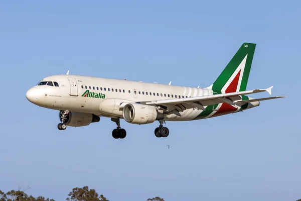 Luqa Malta Abril 2022 Alitalia Airbus A319 112 Reg Imh — Foto de Stock