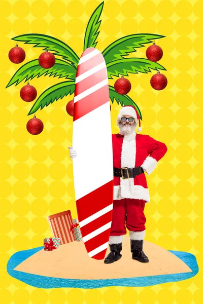 Эмоциональный Санта Клаус поздравляет всех с Рождеством и Новым годом с необитаемым островом. Тропический климат, зимние каникулы. Коллаж современного искусства. — стоковое фото