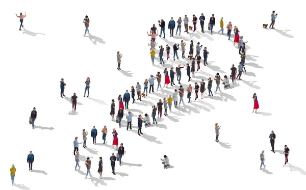 Vista aérea de la multitud de personas de pie en forma de signo de interrogación. Vista superior de hombres y mujeres aislados sobre fondo blanco — Foto de Stock