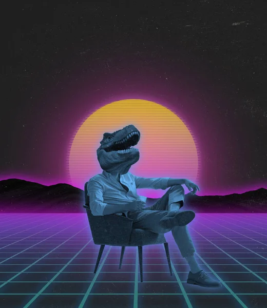 Koláž současného umění. Muž v oficiálním obleku s dinosauří hlavou sedí na židli izolované přes neonové pozadí — Stock fotografie