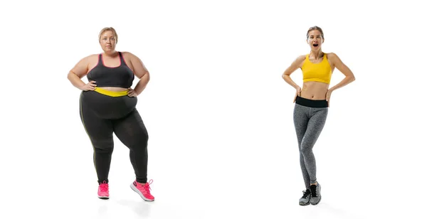 Joven chica delgada y mujer de talla grande con uniforme deportivo aislado sobre fondo blanco. Concepto de estilo de vida saludable, fitness, deporte, nutrición y pérdida de peso. —  Fotos de Stock