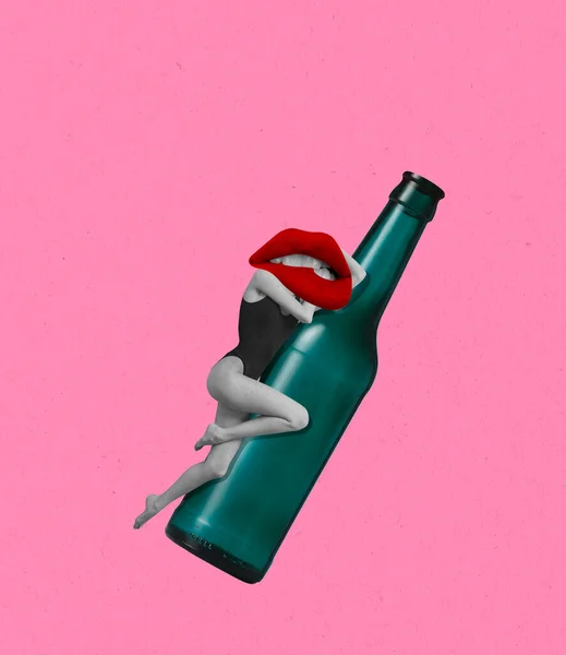 Colagem de arte contemporânea, design moderno. Mulher nova em maiô encabeçada pela boca feminina com emoção feliz e cerveja, garrafa de vinho — Fotografia de Stock