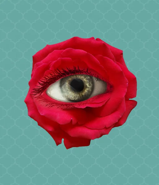 Fleur rose rouge avec un oeil à l'intérieur sur fond bleu. Design moderne. L'art contemporain. Collage conceptuel et coloré créatif. Beauté, art, vision — Photo