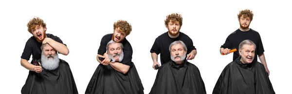 Dal barbiere. Collage comico realizzato con giovane barbiere maschio dalla testa rossa che fa tagli di capelli creativi per l'uomo anziano. Concetto di stile, moda, bellezza, cambiamenti e divertimento — Foto Stock