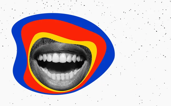 Kleurrijk ontwerp. Lippen en gezonde witte glimlach van Afrikaanse man gluurt door veelkleurige cirkels in witte backgound — Stockfoto
