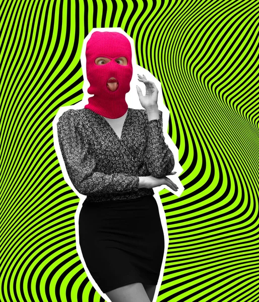 Collage zeitgenössischer Kunst. Stilvolle junge Frau im Business-Anzug mit rosa Sturmhaube isoliert über hypnotisch grünem Hintergrund — Stockfoto