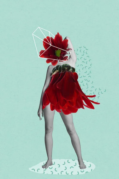 Surrealismus. Koláž současného umění. Štíhlé ženské tělo s krásnou květinovou insted oblečení izolované na světlém pozadí. Koncept léta, dovolená, resort, nálada, krása, umění — Stock fotografie