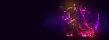 Genç adam, profesyonel hokey oyuncusu koruyucu üniforma eğitimi almış koyu arka planda çokgen, akışkan neon elementlerde izole edilmiş. Spor anlayışı